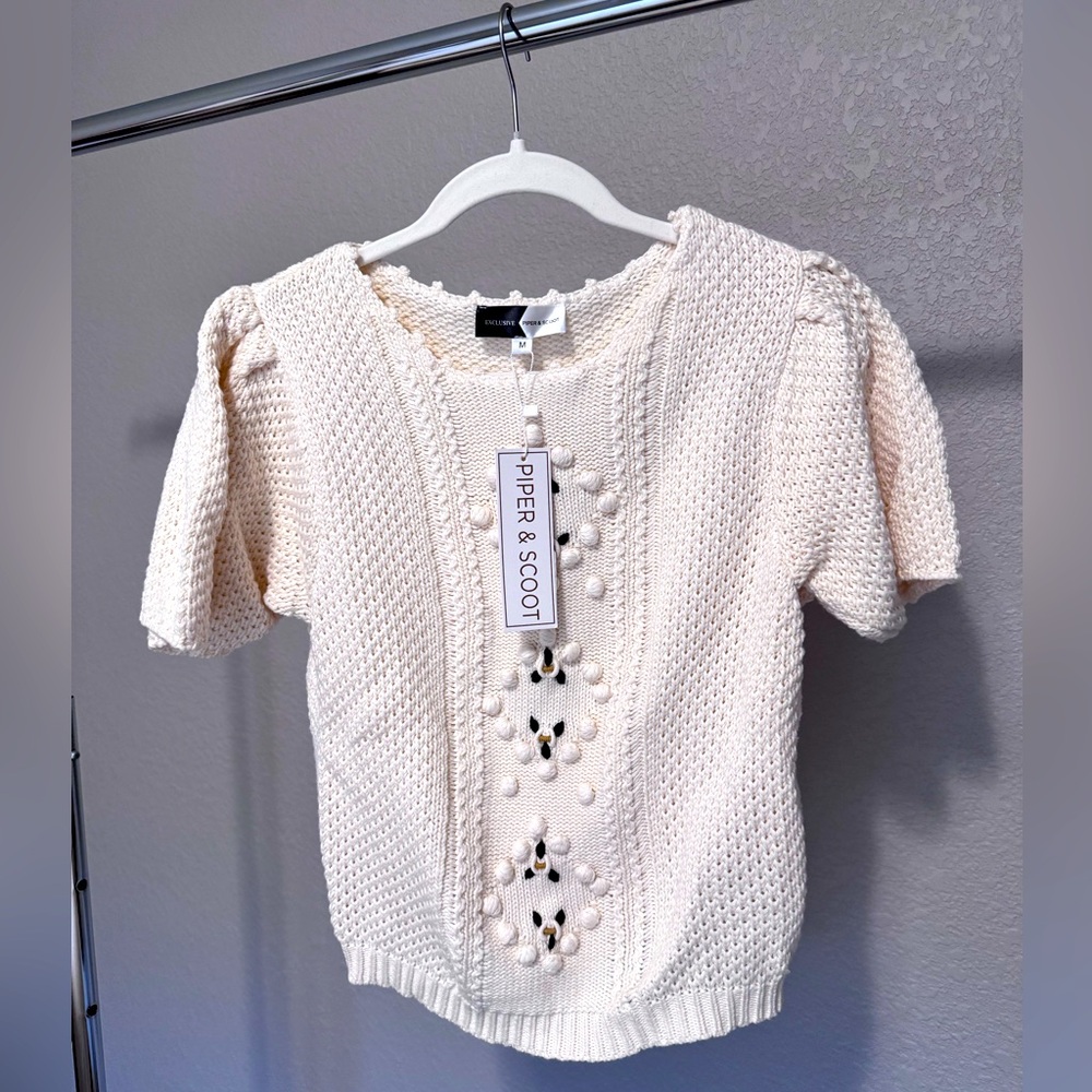 ✨NEW WITH TAGS✨ Cream Knit Sweater Shirt